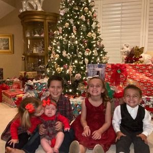 Meet your Posher, Lisa